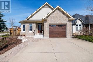 Detached House for Sale, 2 Seyval Place, Niagara-on-the-Lake, ON
