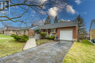 Detached House for Sale, 208 Cornwall Street, Waterloo, ON