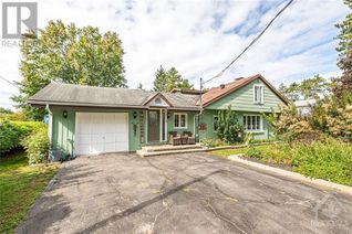 Detached House for Sale, 6114 James Bell Drive, Manotick, ON