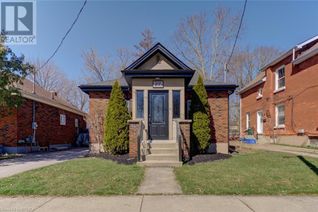 Detached House for Sale, 27 Edwin Street, Brantford, ON