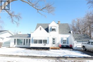 Detached House for Sale, 415 5th Avenue E, Assiniboia, SK