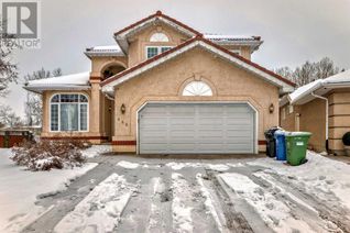 Detached House for Sale, 622 Mckenzie Lake Bay Se, Calgary, AB