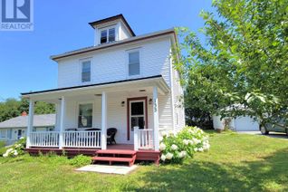 Detached House for Sale, 133 Pleasant Street, Mahone Bay, NS