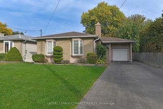 Bungalow for Rent, 914 Lynx Ave #Bsmt 1B, Pickering, ON
