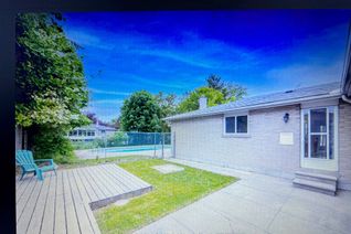 Bungalow for Rent, 34 Pineslope Cres #Main Fl, Toronto, ON