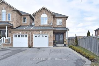 Townhouse for Sale, 112 Royal Appian Cres, Vaughan, ON