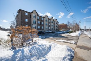 Condo Apartment for Rent, 886 Golf Links Rd #204, Hamilton, ON