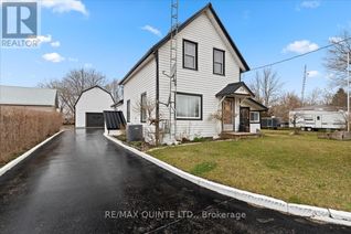 Detached House for Sale, 194 Upper Lake St, Prince Edward County, ON