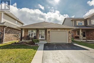 Detached House for Sale, 61 Peach Tree Boulevard, St. Thomas, ON