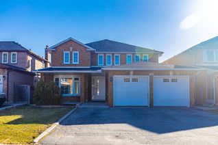 Detached House for Sale, 120 Castlehill Rd, Vaughan, ON