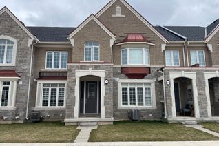 Freehold Townhouse for Rent, 4020 Post Rd #2, Oakville, ON