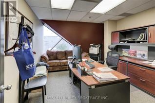 Office for Lease, 117 Ringwood Dr #4(2Flr), Whitchurch-Stouffville, ON