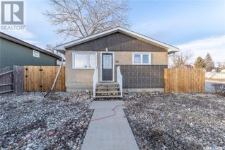 Bungalow for Sale, 854 Fairford Street E, Moose Jaw, SK