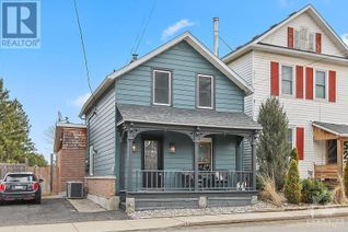 Detached House for Sale, 517 St Lawrence Street, Merrickville, ON