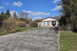 Detached House for Rent, 1A Mcdonald Crt, Hamilton, ON