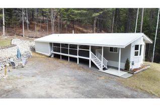 Detached House for Sale, 8682 Yahk Settlement Road, Yahk, BC