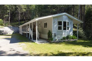 Property for Sale, 8682 Yahk Settlement Road, Yahk, BC