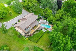 Detached House for Sale, 1031 West River Rd, Cambridge, ON