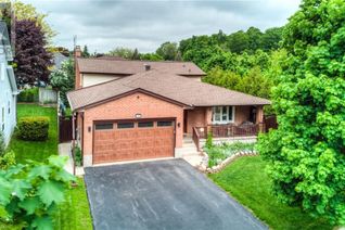 House for Sale, 400 Strawberry Crescent, Waterloo, ON