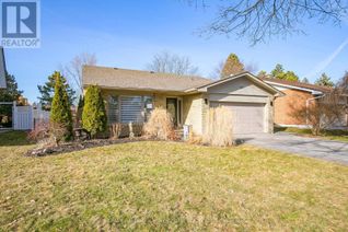 Property for Sale, 82 Fairway Dr, Aurora, ON