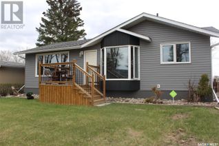 Bungalow for Sale, 433 3rd Avenue Nw, Weyburn, SK