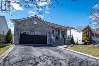 Detached House for Sale, 405 Morin Avenue, Kingston, ON