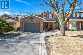 Detached House for Sale, 6037 Meadowhill Crescent, Ottawa, ON