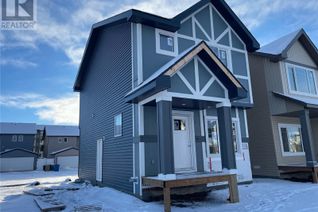 Detached House for Sale, 3316 Favel Drive, Regina, SK