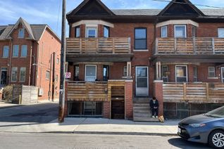 Freehold Townhouse for Rent, 367 Clinton St #1, Toronto, ON