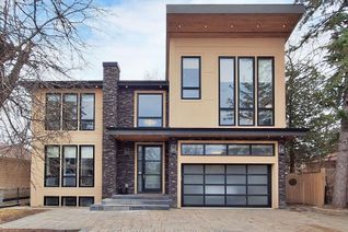 Detached House for Sale, 9 Hilda Ave, Toronto, ON