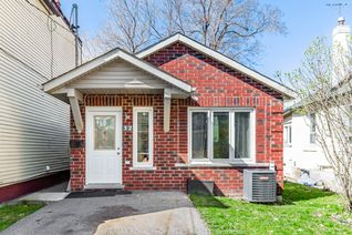 Detached House for Sale, 32 St Dunstan Dr, Toronto, ON