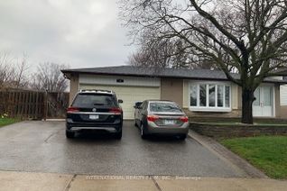 Bungalow for Rent, 11 Edenmills Dr #Main Fl, Toronto, ON