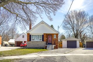 Bungalow for Sale, 5 Fairbourne Cres, Toronto, ON