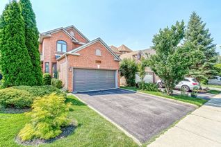Detached House for Sale, 117 Copley St, Pickering, ON