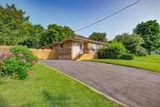 Bungalow for Sale, 8 Walter Ave, Newmarket, ON