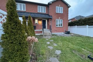 Freehold Townhouse for Rent, 597 Walpole Cres, Newmarket, ON