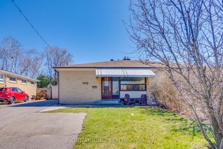 Semi-Detached House for Sale, 230 Alsace Rd, Richmond Hill, ON
