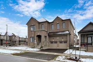 Detached House for Sale, 390 Danny Wheeler Blvd, Georgina, ON