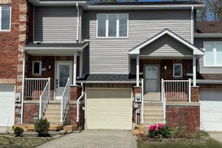 Freehold Townhouse for Sale, 33 Parkside Cres, Essa, ON