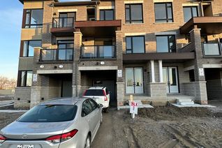 Freehold Townhouse for Rent, 417 Tennant Circ N, Vaughan, ON