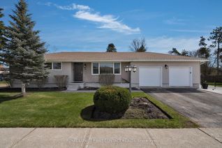 Bungalow for Sale, 35 Park Ave, East Gwillimbury, ON