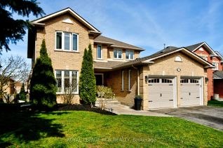 House for Sale, 271 Rhodes Circ, Newmarket, ON