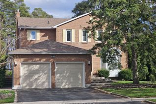 Detached House for Sale, 103 Heathwood Heights Dr, Aurora, ON