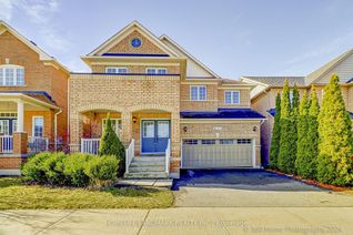 Detached House for Sale, 155 Old Colony Rd, Richmond Hill, ON