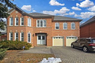 Detached House for Sale, 21 Forest Hill Dr, Richmond Hill, ON