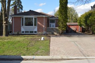 Bungalow for Rent, 10 Johnson Rd #Main, Aurora, ON