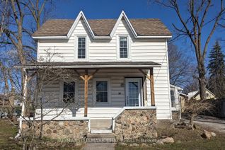 Detached House for Rent, 14 Grove St E, Barrie, ON