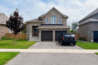 Detached House for Sale, 15 Pearl St, Wasaga Beach, ON