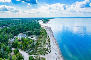 Bungalow for Sale, 381 Zoo Park Rd S, Wasaga Beach, ON