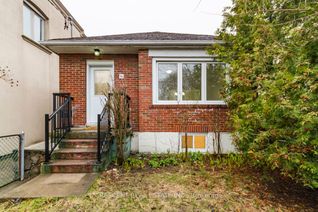 Detached House for Sale, 16A Scarlett Rd, Toronto, ON